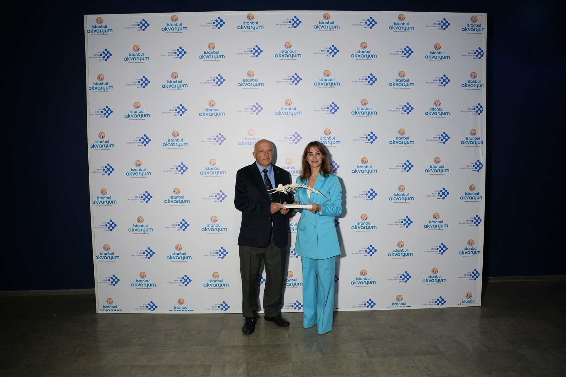 Dev Balina İskeletleri İstanbul Akvaryum’da Ziyaretçilerle Buluştu<span class="fs-16 op-05 rows flex-m flex-columng-10"><span class="material-symbols-rounded mb-1"> calendar_month </span>  29.09.2025</span>_1